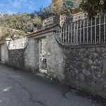 Guesthost - Home! Sally Sea House *